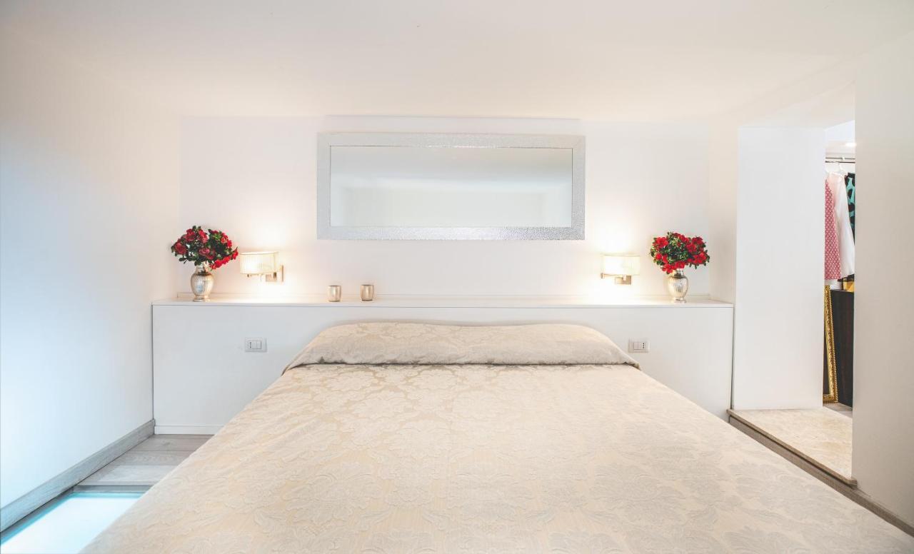 Roma 93 Apartment กาญารี ภายนอก รูปภาพ